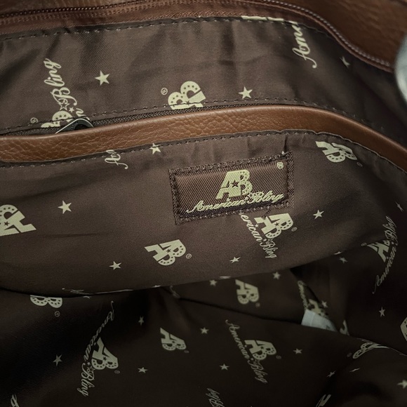 NWT COWGIRL WEAR AMERICAN BLING BUCKLE COLLECTIONS TOTE - Picture 3 of 6